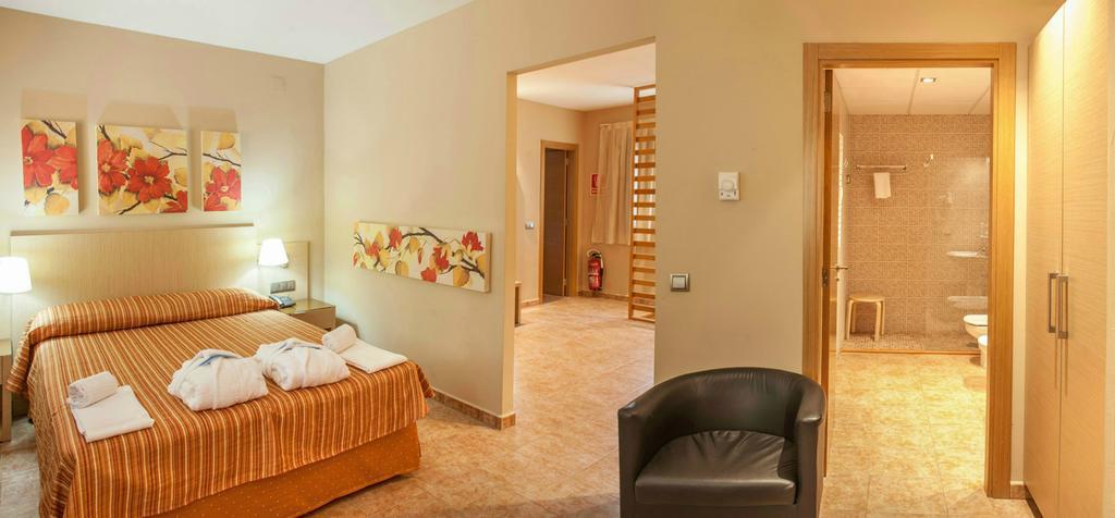 Confluent Health Resort Cofrentes Pokoj fotografie
