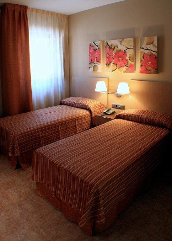 Confluent Health Resort Cofrentes Pokoj fotografie