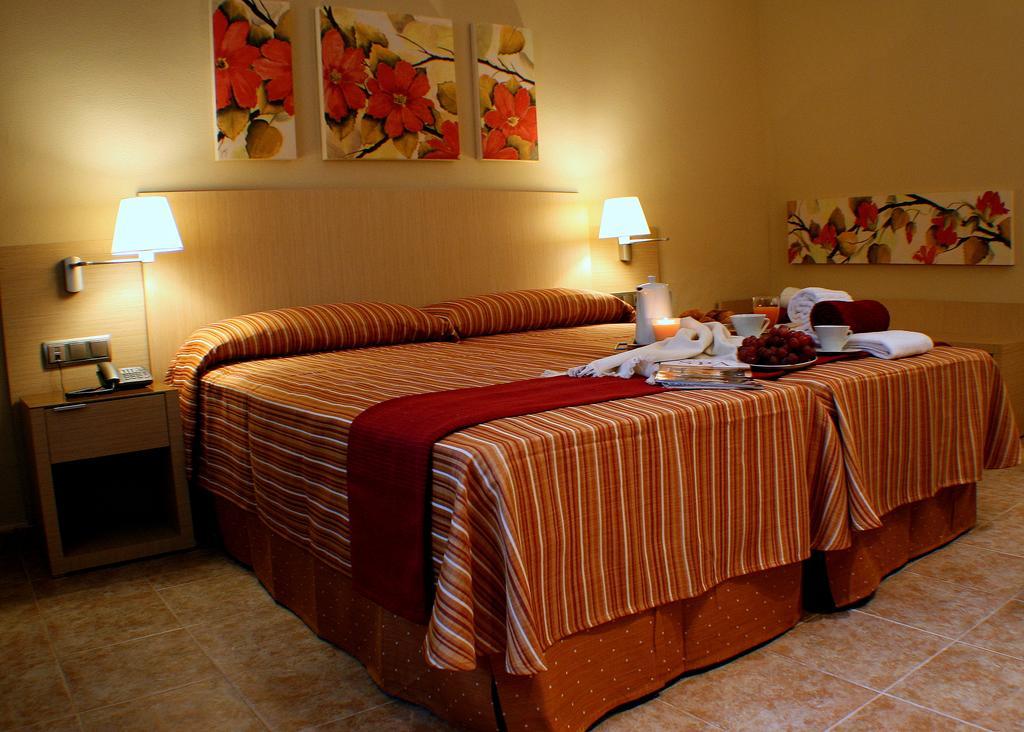 Confluent Health Resort Cofrentes Pokoj fotografie